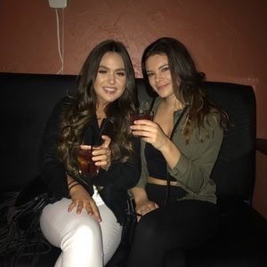 Meet your Posher, Joella